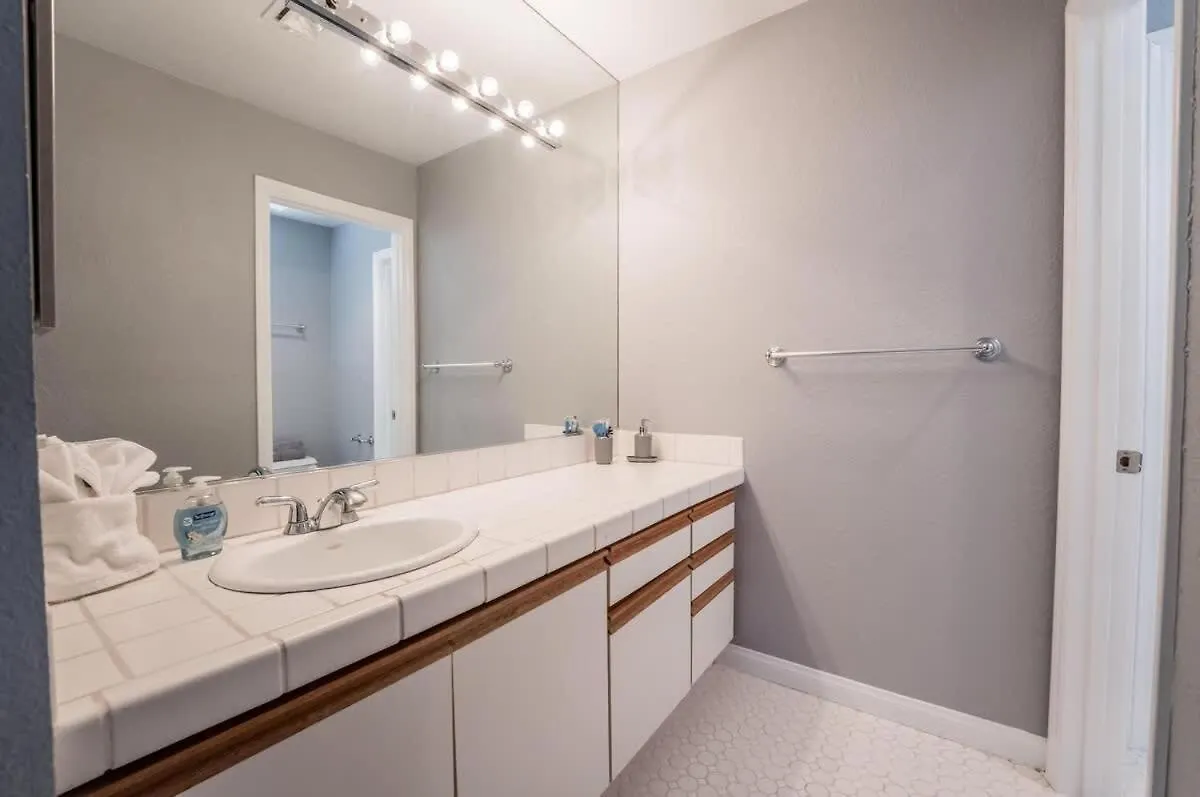 Luxury Meets Vegas Gorgeous Home By The Strip Las Vegas