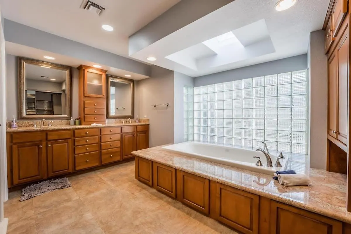 Luxury Meets Vegas Gorgeous Home By The Strip Las Vegas