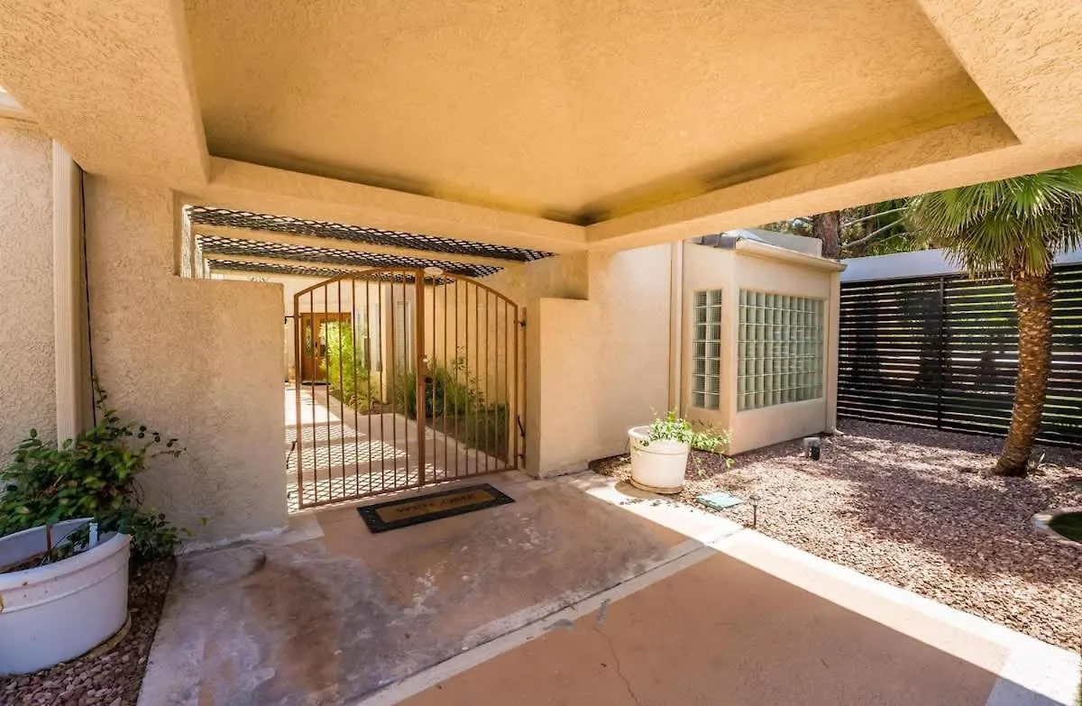 Luxury Meets Vegas Gorgeous Home By The Strip Las Vegas 0*,