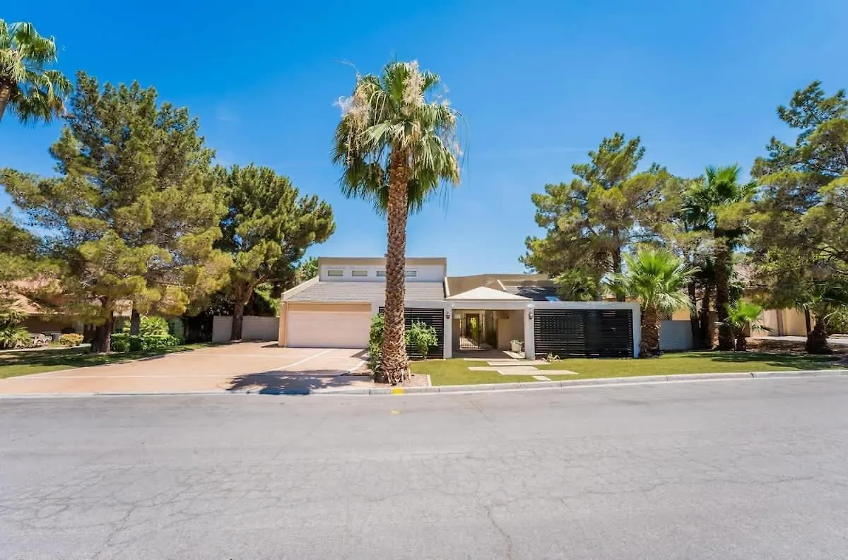 Luxury Meets Vegas Gorgeous Home By The Strip Las Vegas Holiday home
