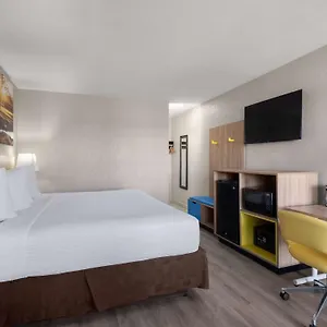 2* Hotel Days By Wyndham Vegas Airport Near The Strip